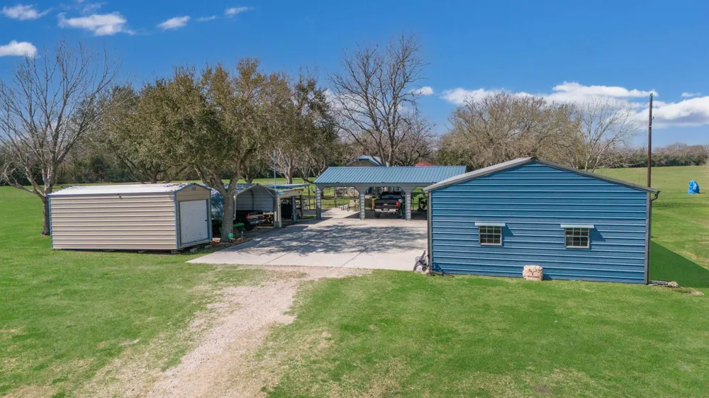 2738 Fm 1942 Road Crosby, TX 77532