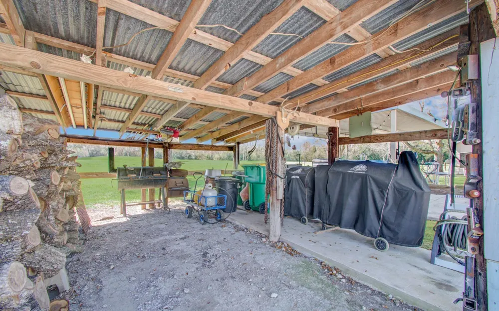 2738 Fm 1942 Road Crosby, TX 77532