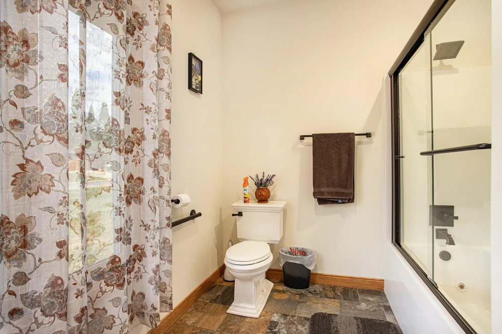 1252 Cherokee Drive Union City, MI 49094