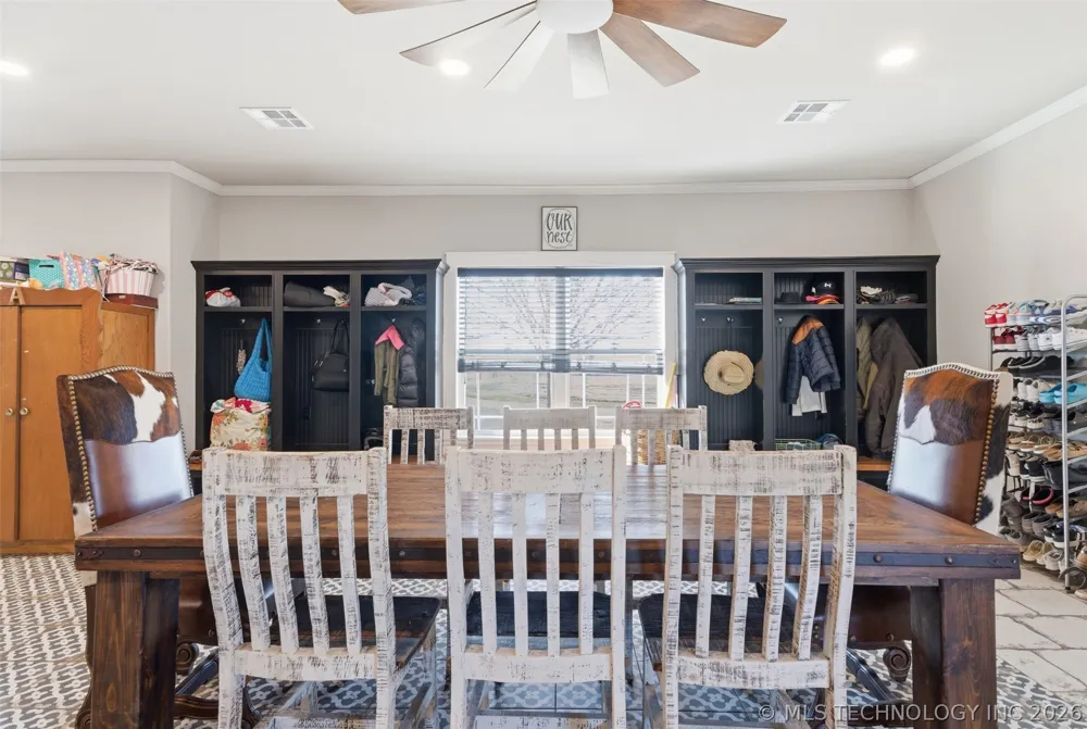 6501 E 370 ROAD Oologah, OK 74053