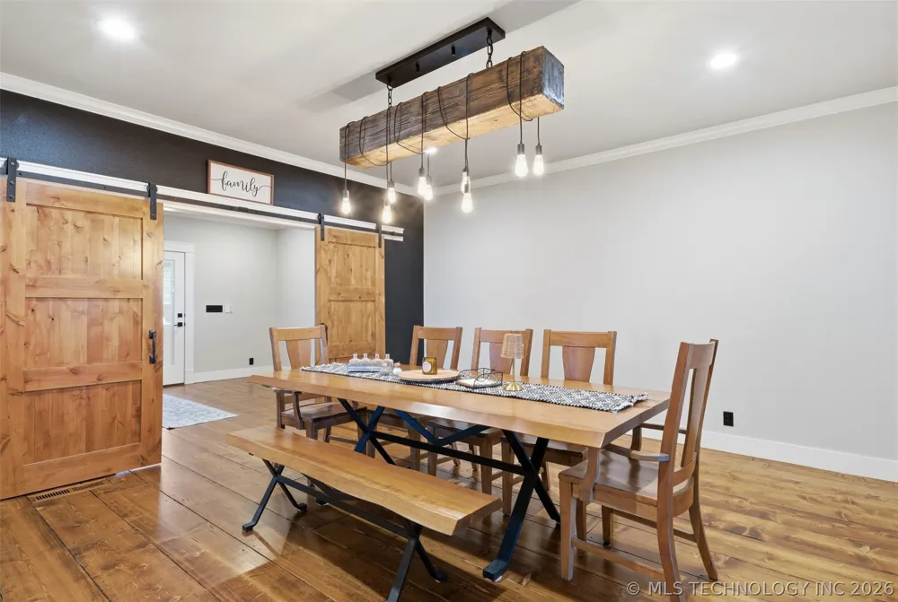 6501 E 370 ROAD Oologah, OK 74053