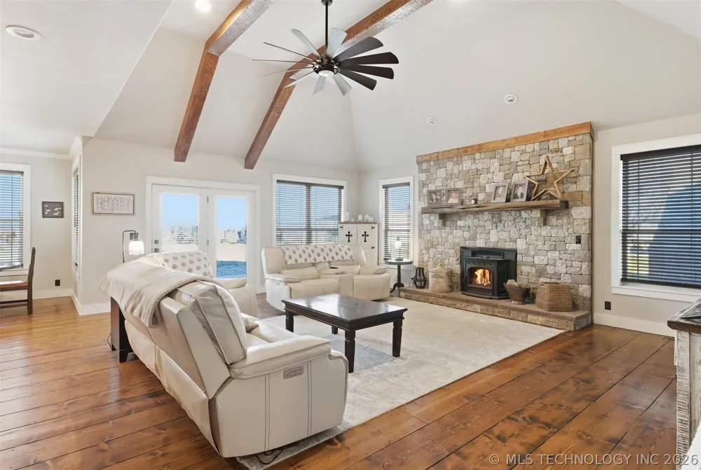 6501 E 370 ROAD Oologah, OK 74053