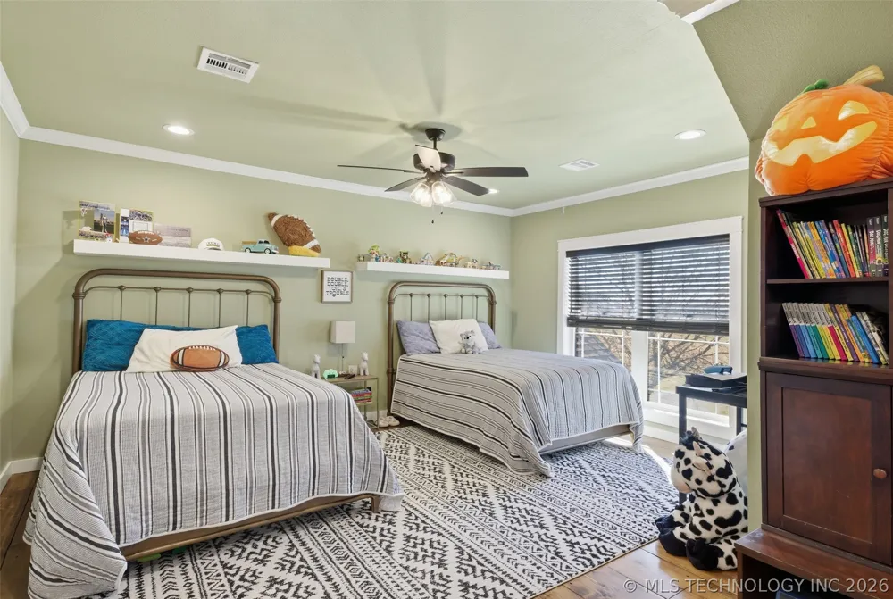 6501 E 370 ROAD Oologah, OK 74053