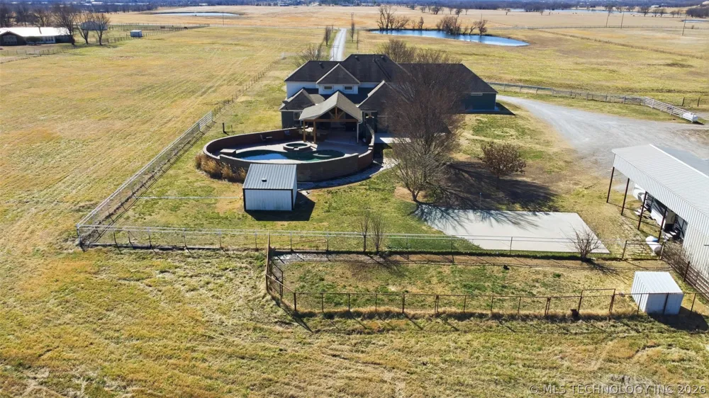 6501 E 370 ROAD Oologah, OK 74053