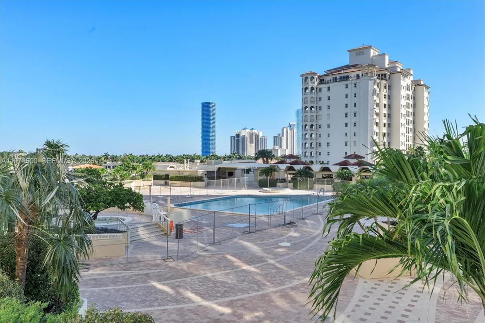 20191 E Country Club Dr #510 Aventura, FL 33180