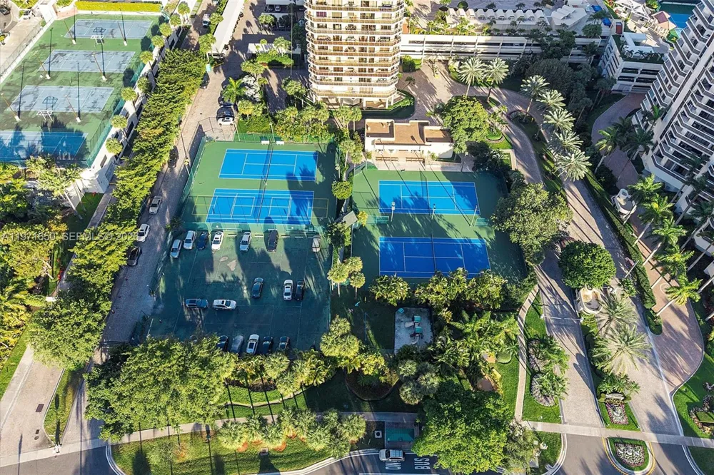 20191 E Country Club Dr #510 Aventura, FL 33180