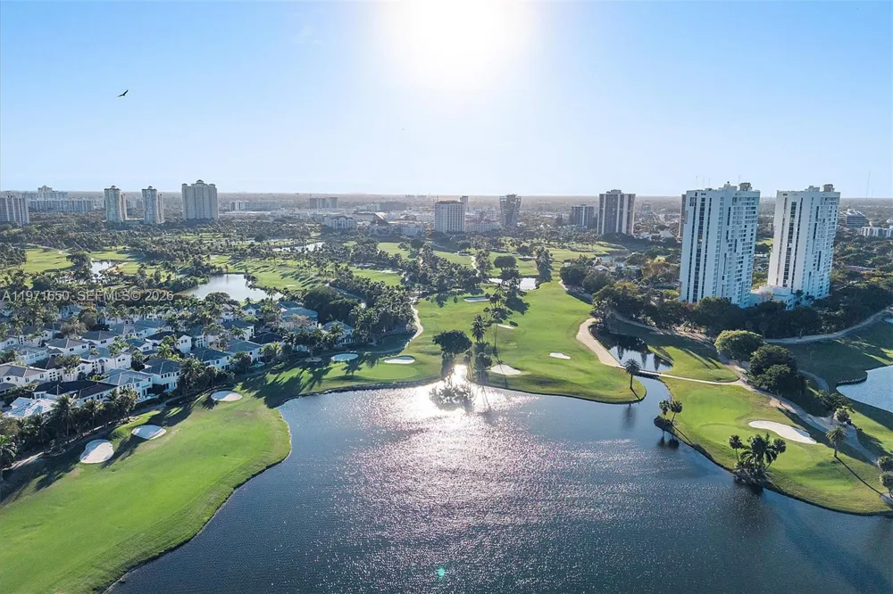 20191 E Country Club Dr #510 Aventura, FL 33180