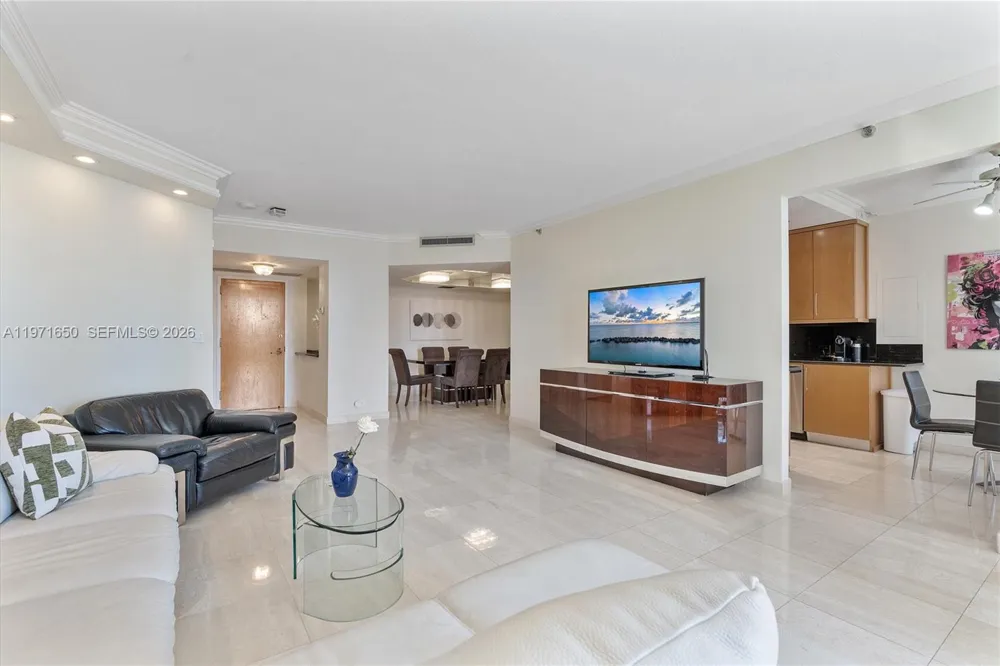 20191 E Country Club Dr #510 Aventura, FL 33180
