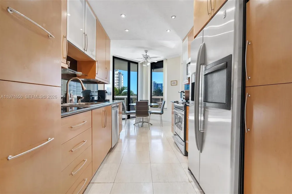 20191 E Country Club Dr #510 Aventura, FL 33180