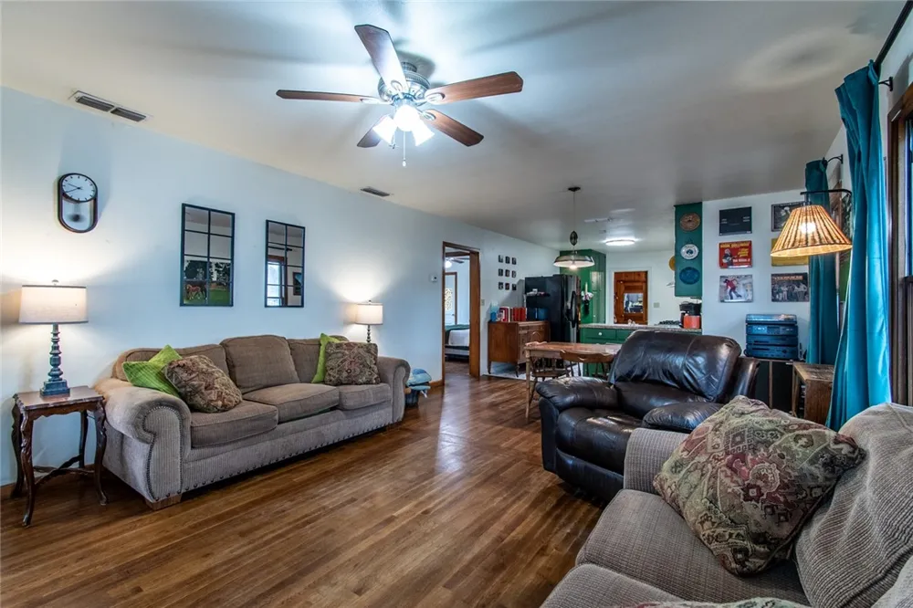 1711 Washington Street Beeville, TX 78102