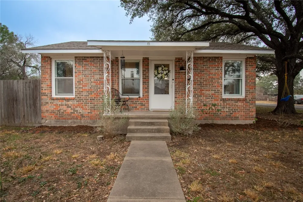 1711 Washington Street Beeville, TX 78102