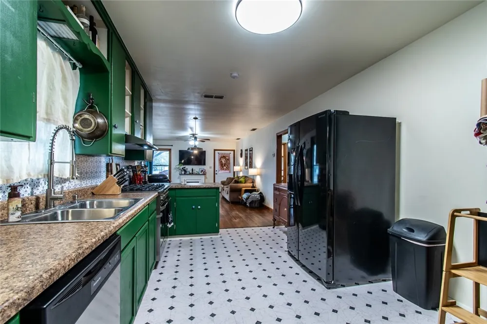 1711 Washington Street Beeville, TX 78102
