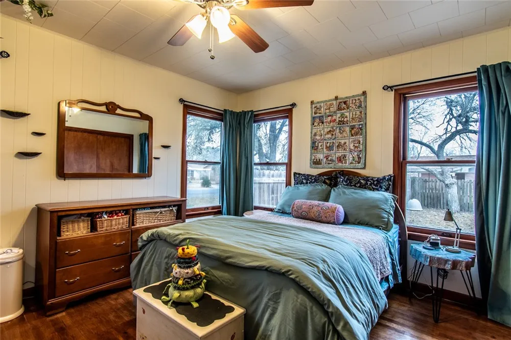 1711 Washington Street Beeville, TX 78102