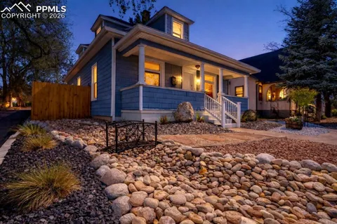 1302 E Platte Avenue