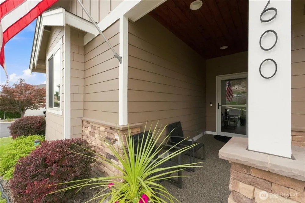 600 Havenwood Drive Manson, WA 98831