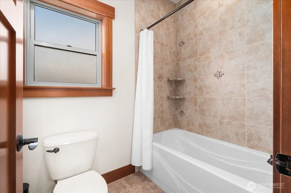 600 Havenwood Drive Manson, WA 98831