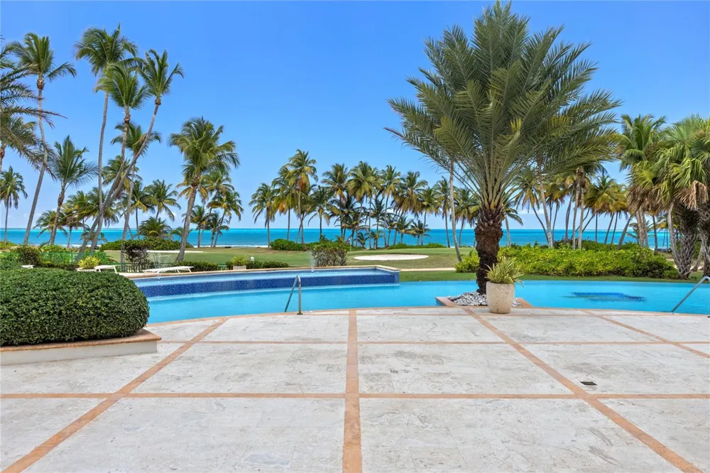 9000 RIO MAR #263 Rio Grande, PR 00745