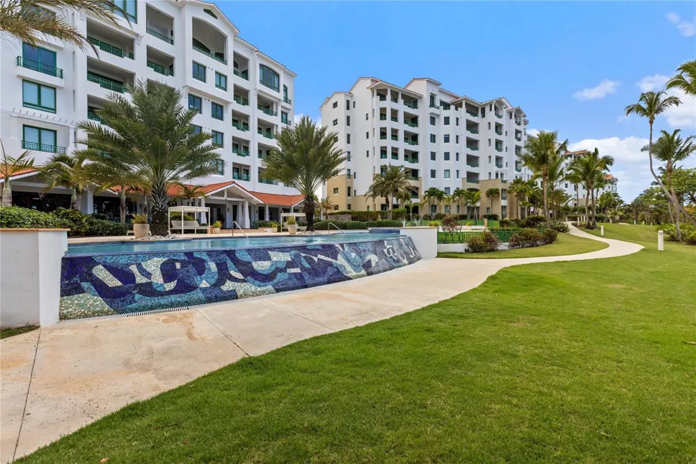9000 RIO MAR #263 Rio Grande, PR 00745
