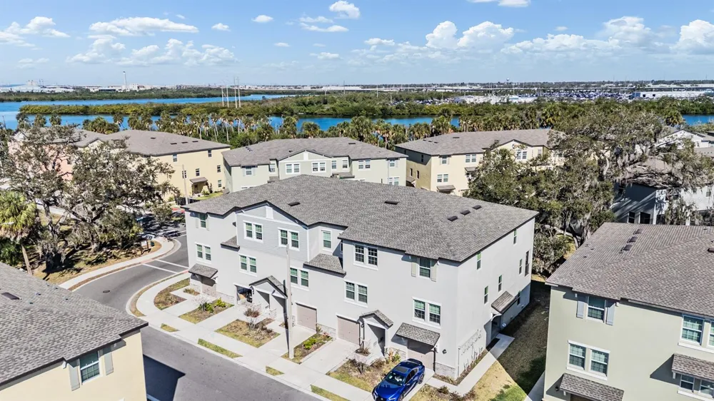 4607 TUSCAN LOON DRIVE Tampa, FL 33619