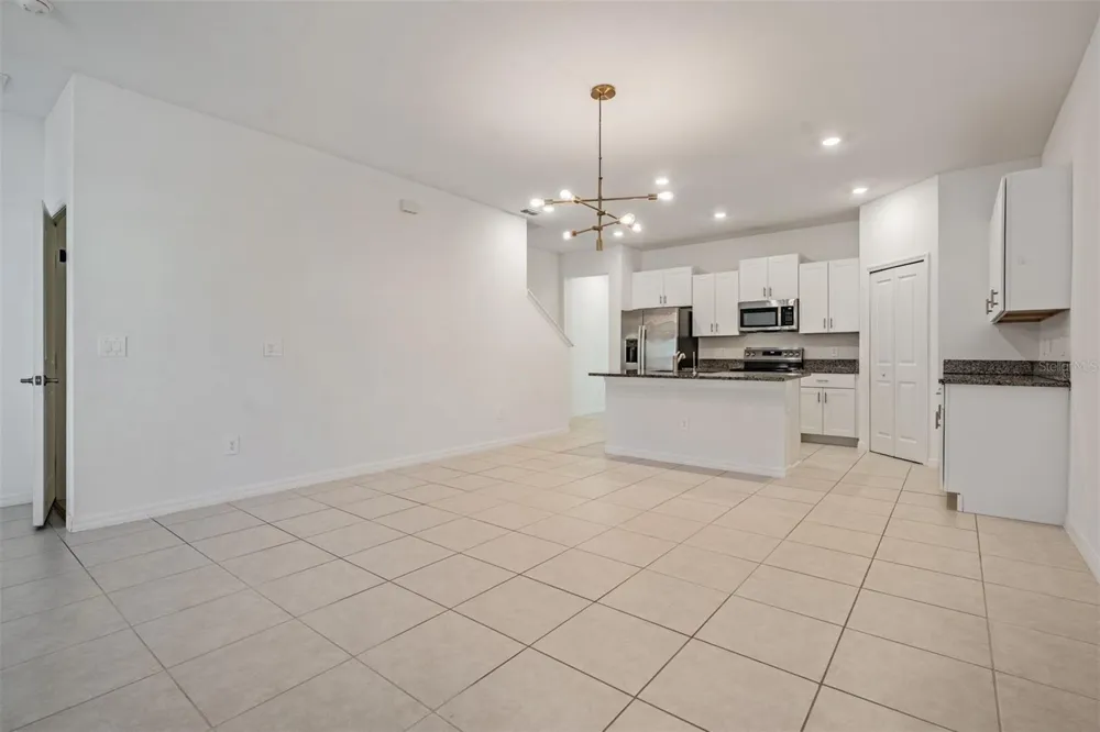 4607 TUSCAN LOON DRIVE Tampa, FL 33619