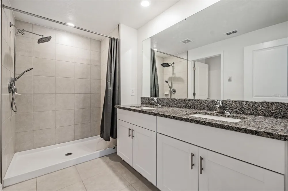 4607 TUSCAN LOON DRIVE Tampa, FL 33619