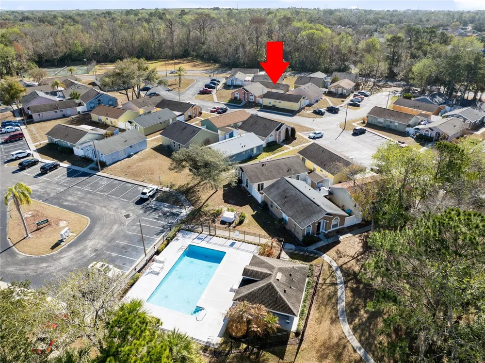 421 HORIZON DRIVE Winter Springs, FL 32708
