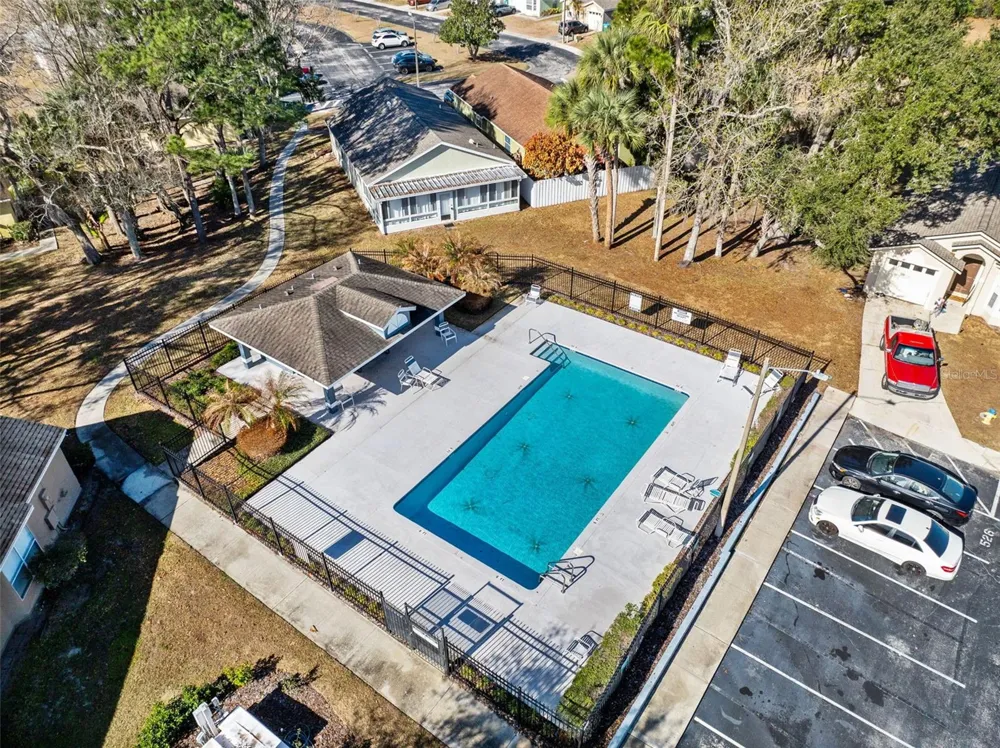 421 HORIZON DRIVE Winter Springs, FL 32708