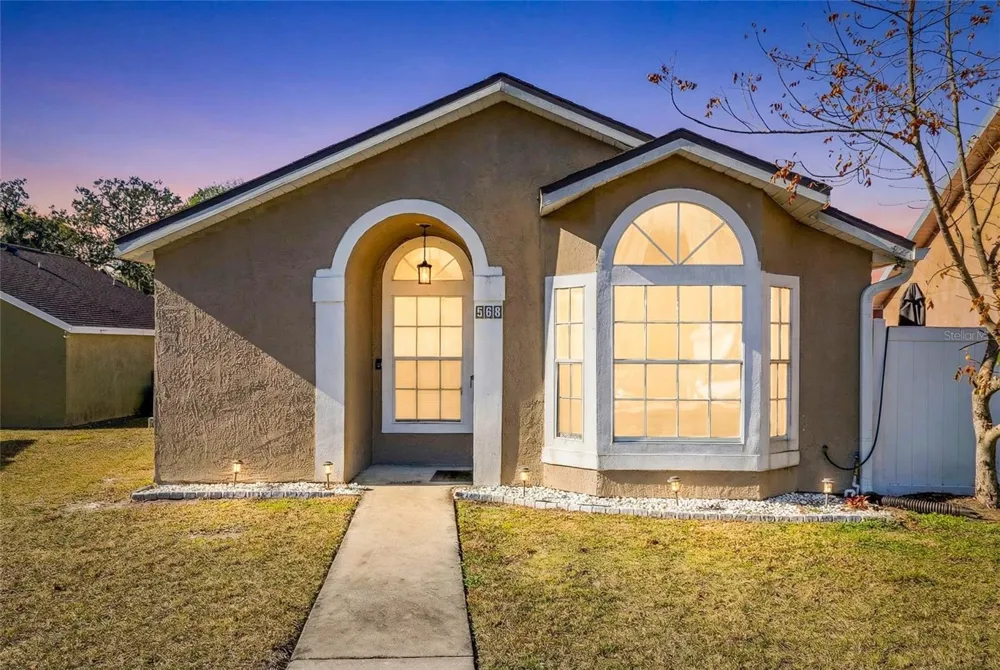 421 HORIZON DRIVE Winter Springs, FL 32708