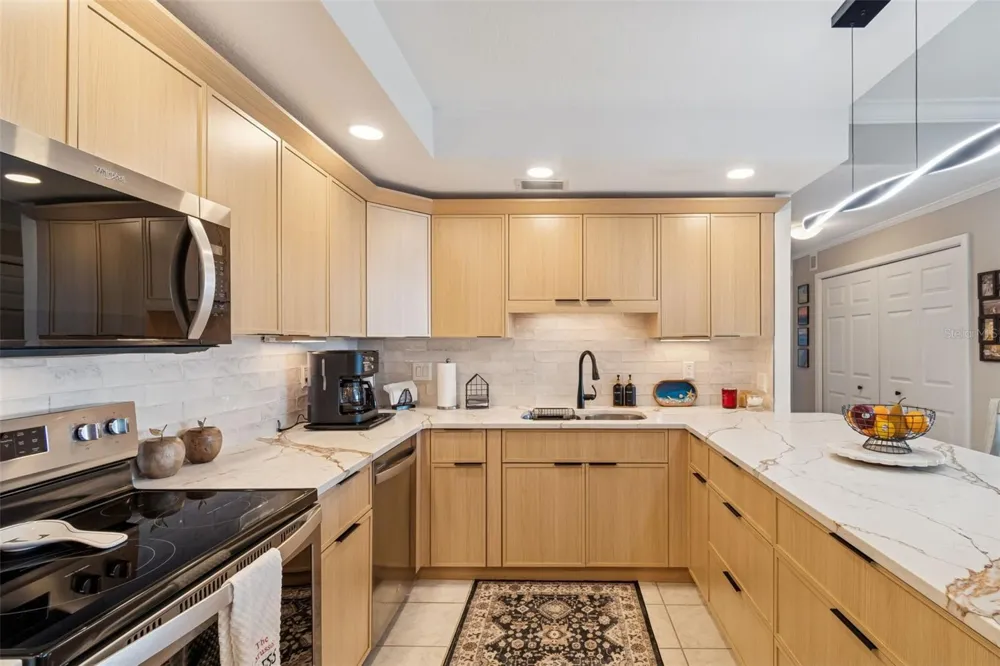 4 BELLEVIEW BOULEVARD #701 Belleair, FL 33756