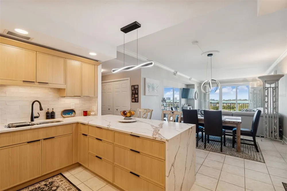 4 BELLEVIEW BOULEVARD #701 Belleair, FL 33756