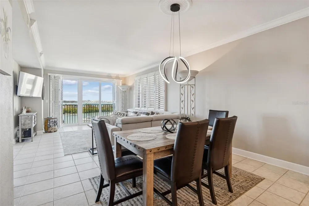 4 BELLEVIEW BOULEVARD #701 Belleair, FL 33756