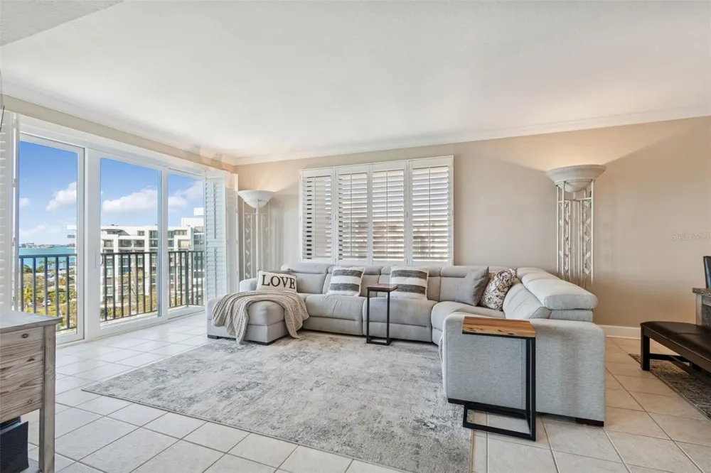 4 BELLEVIEW BOULEVARD #701 Belleair, FL 33756