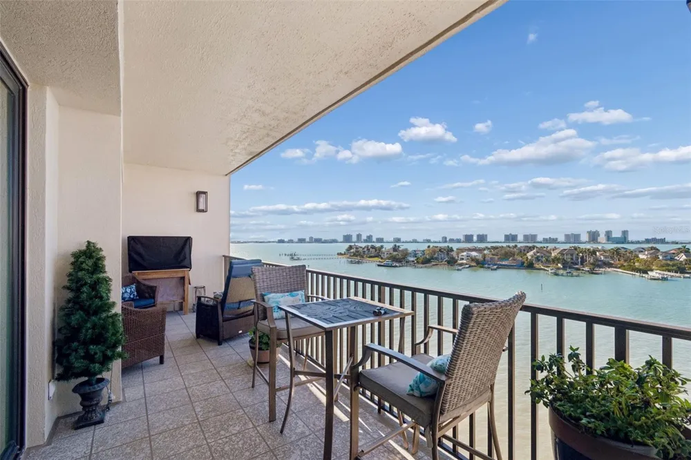4 BELLEVIEW BOULEVARD #701 Belleair, FL 33756