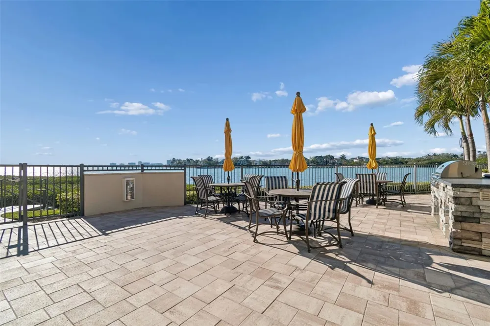 4 BELLEVIEW BOULEVARD #701 Belleair, FL 33756