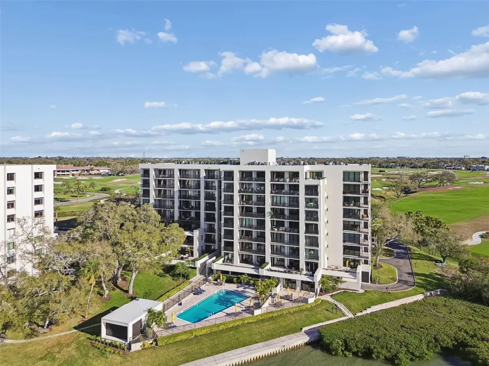 4 BELLEVIEW BOULEVARD #701 Belleair, FL 33756