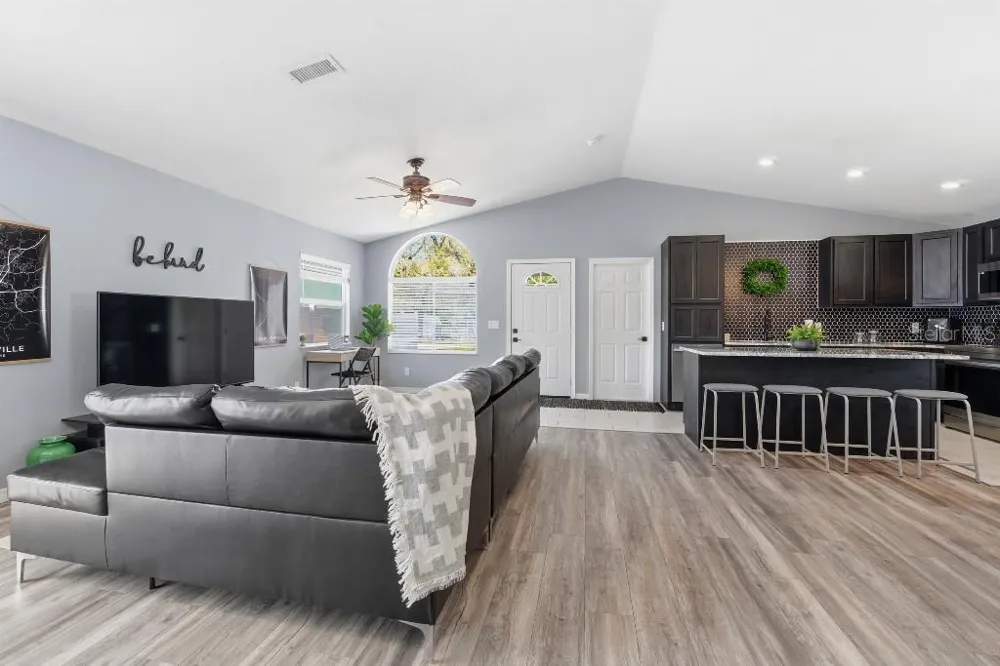 25130 ENSLEY ROAD Sorrento, FL 32776