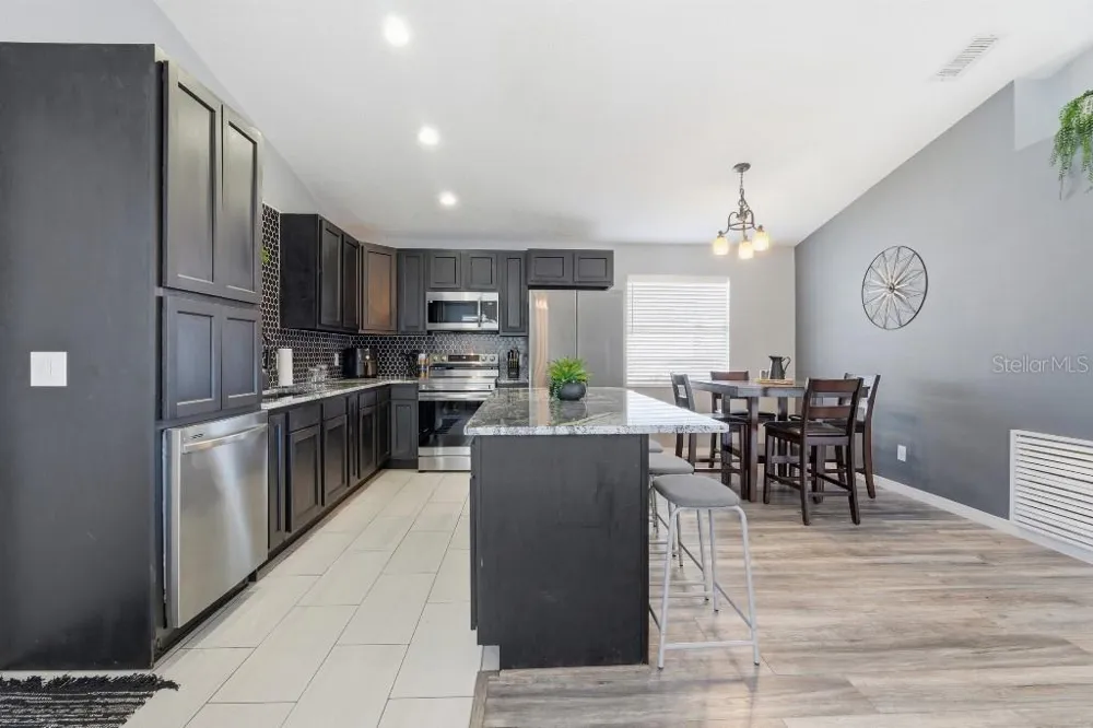 25130 ENSLEY ROAD Sorrento, FL 32776