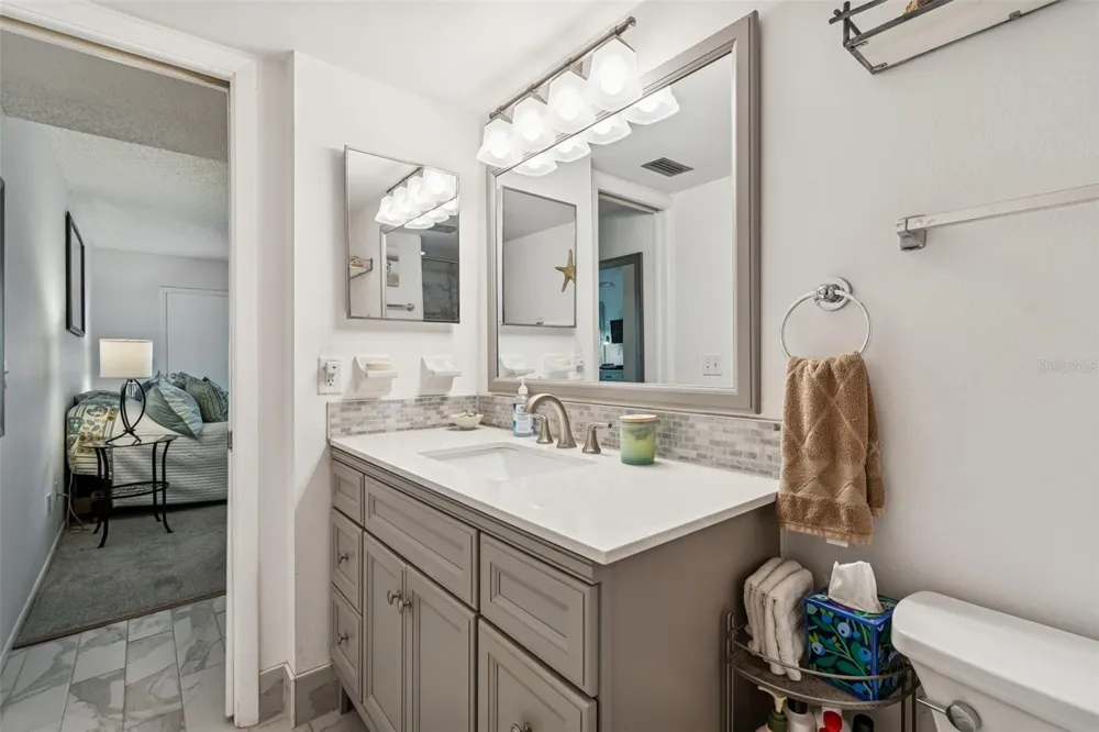 104 E CYPRESS COURT #104 Oldsmar, FL 34677