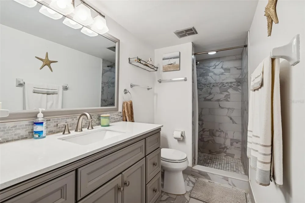 104 E CYPRESS COURT #104 Oldsmar, FL 34677