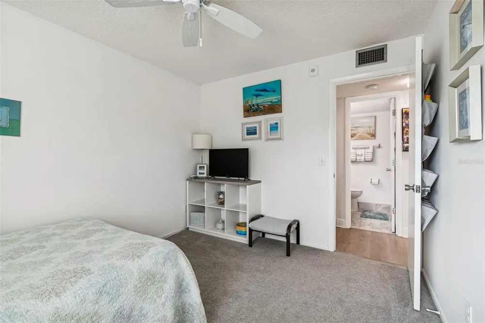 104 E CYPRESS COURT #104 Oldsmar, FL 34677