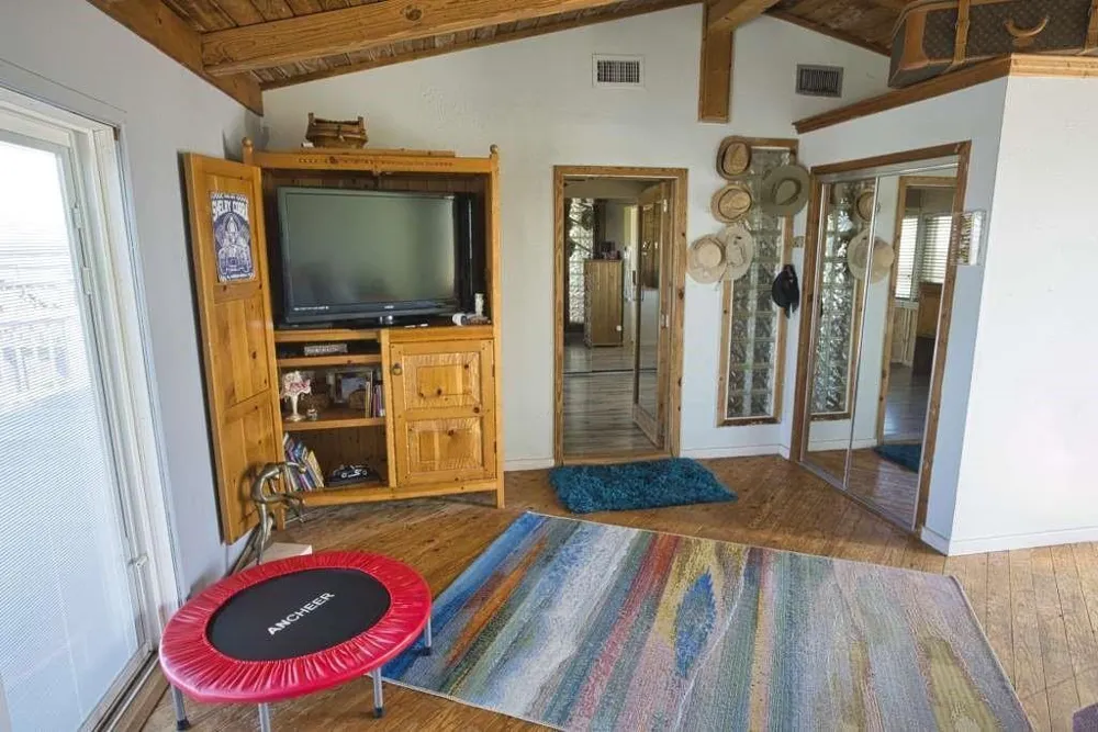 2061 County Road 230 Sargent, TX 77414