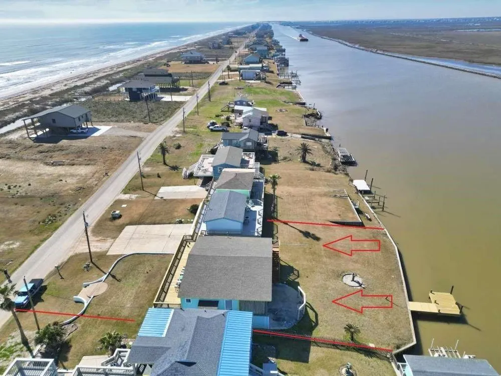2061 County Road 230 Sargent, TX 77414