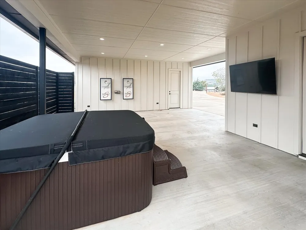 1100 Creekview Cove Strawn, TX 76475