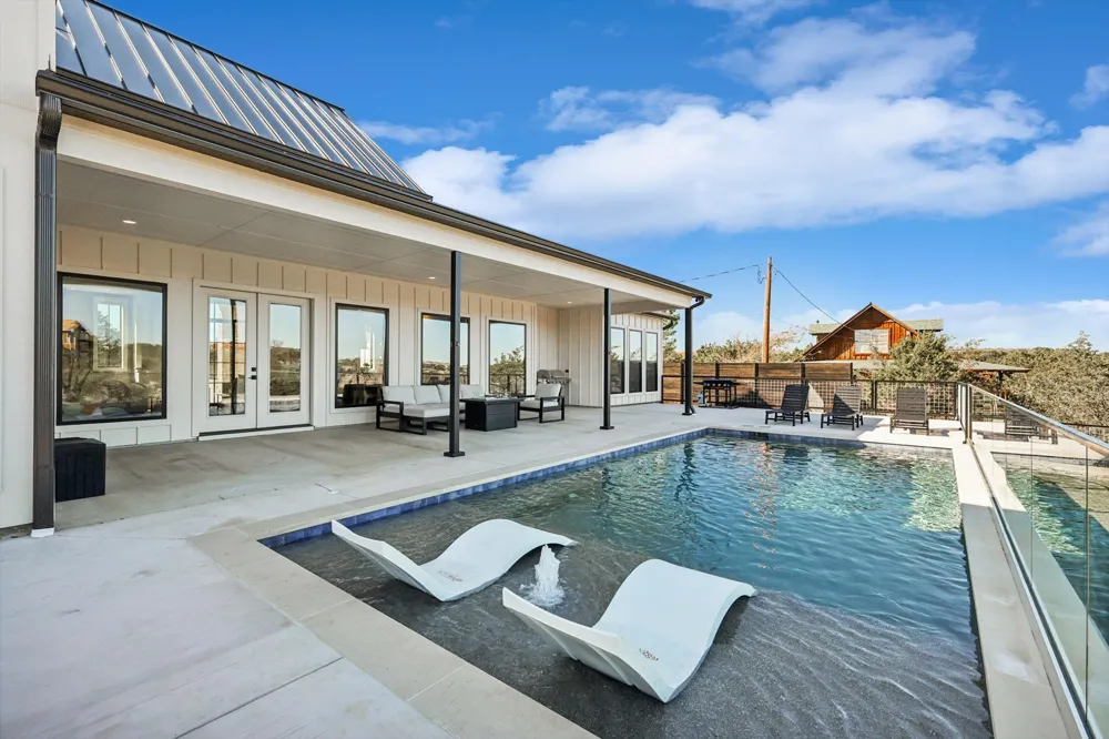 1100 Creekview Cove Strawn, TX 76475