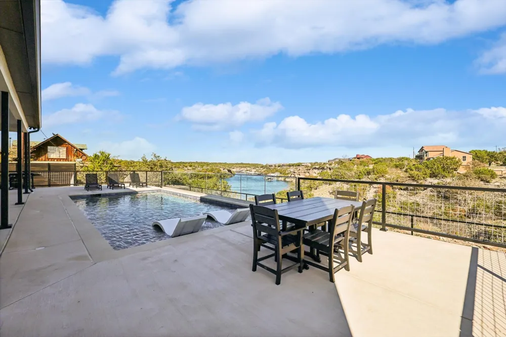 1100 Creekview Cove Strawn, TX 76475
