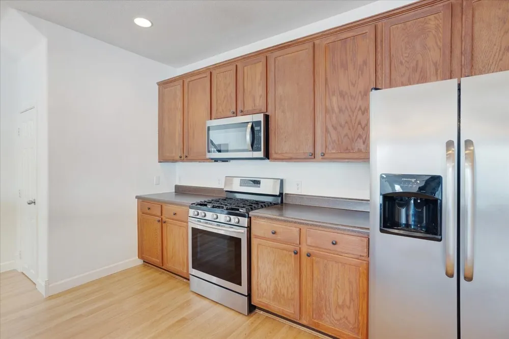 1805 Azalea Drive Savannah, TX 76227