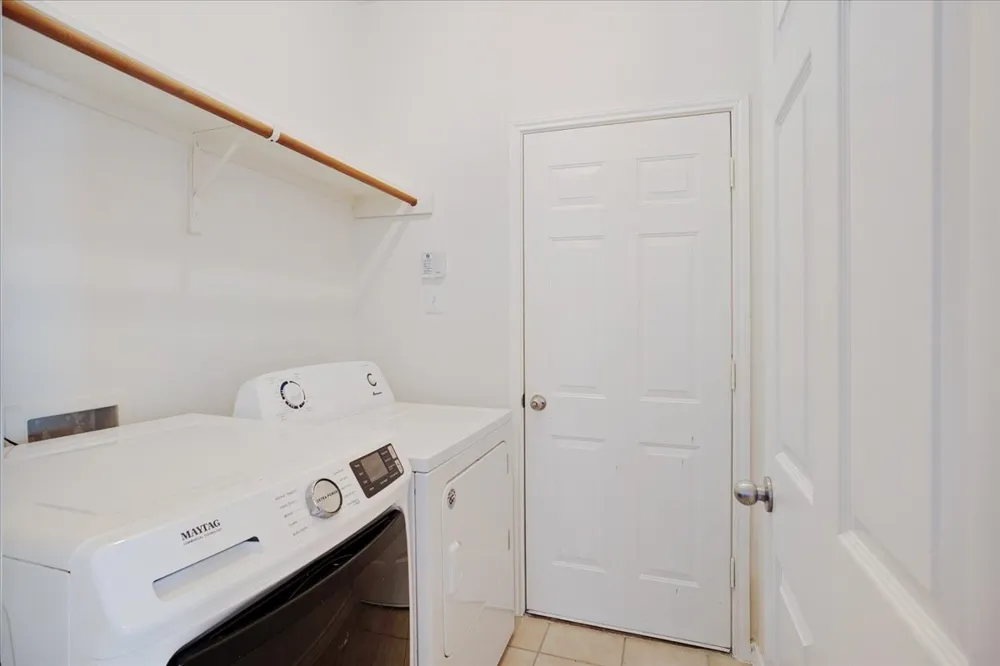 1805 Azalea Drive Savannah, TX 76227