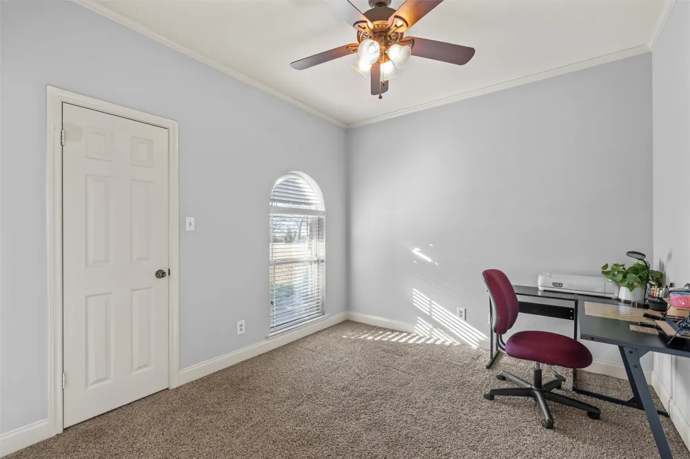 231 Trlica Road West, TX 76691