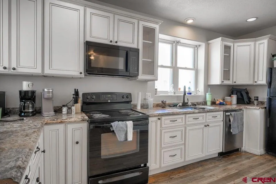 522 E 1st Street #A & B Trinidad, CO 81082