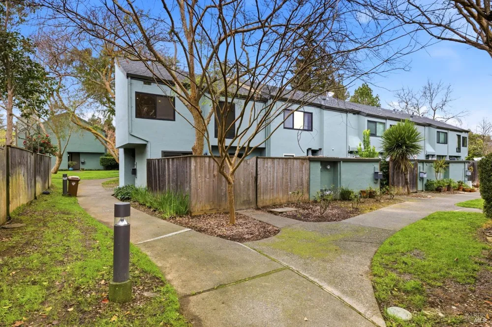 3552 Shelter Creek Drive Napa, CA 94558